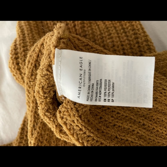 Mustard chenille cropped sweater - Picture 8 of 8